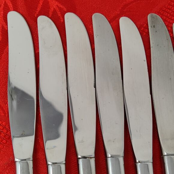 9X BK Oneida Oneidacraft Deluxe Stainless Wintersong Butter Knives - Picture 3 of 12